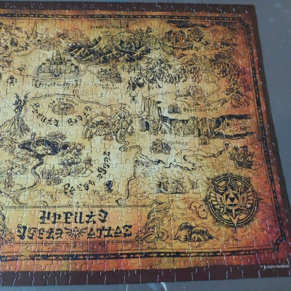 Legend of Zelda Collector's Edition Puzzle Hyrule Map 550 Pieces 18x24 USAopoly - Picture 4 of 8